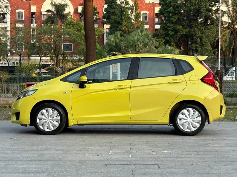 Honda Fit — фото 4