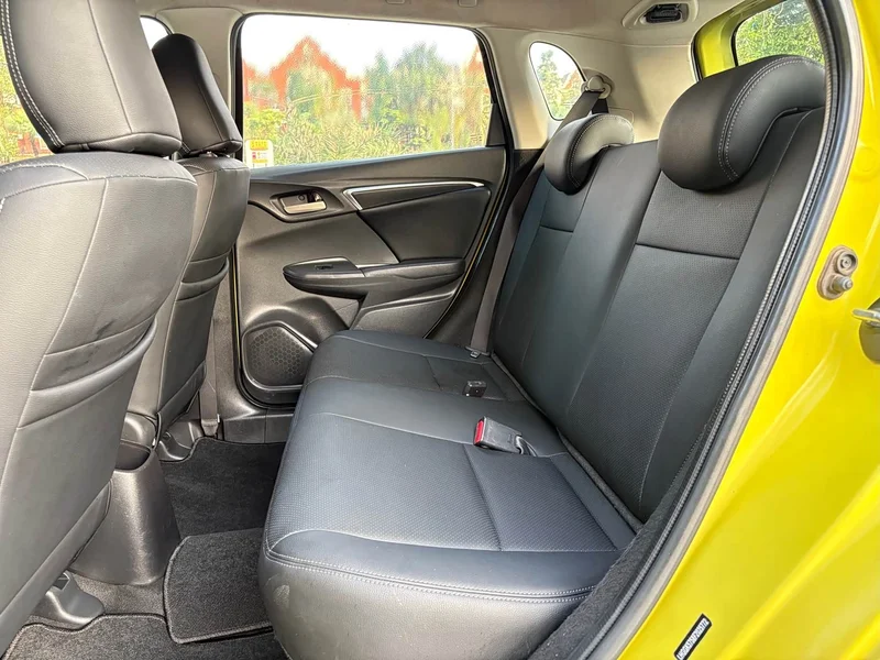 Honda Fit — фото 7