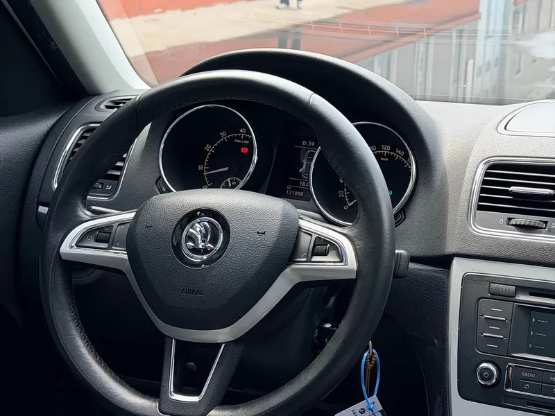 Skoda Yeti — фото 13