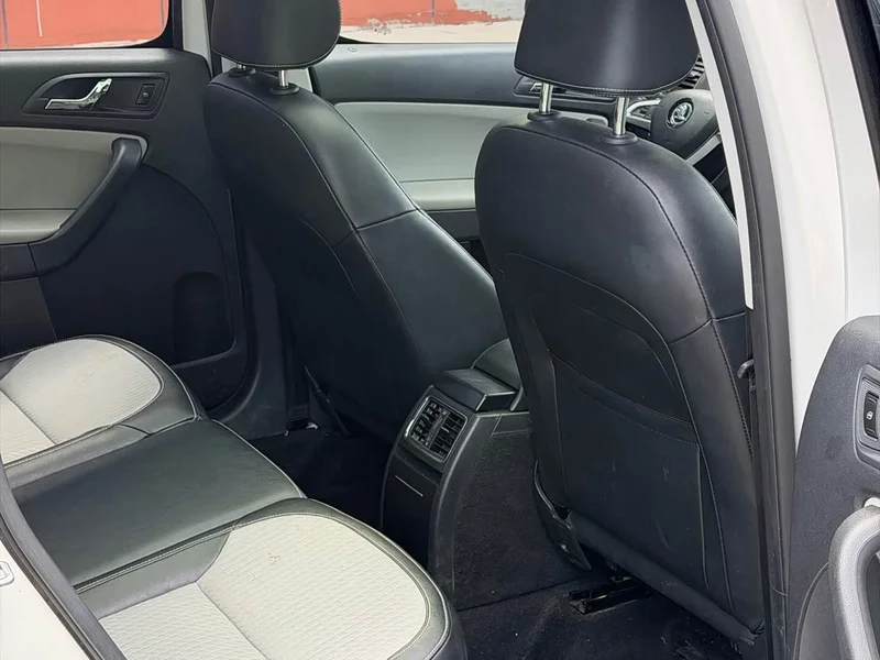 Skoda Yeti — фото 20