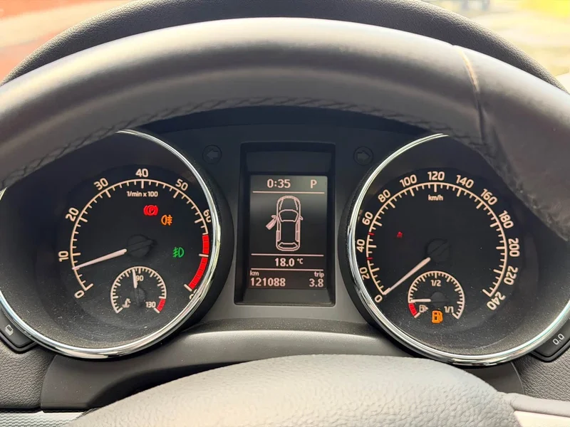 Skoda Yeti — фото 21