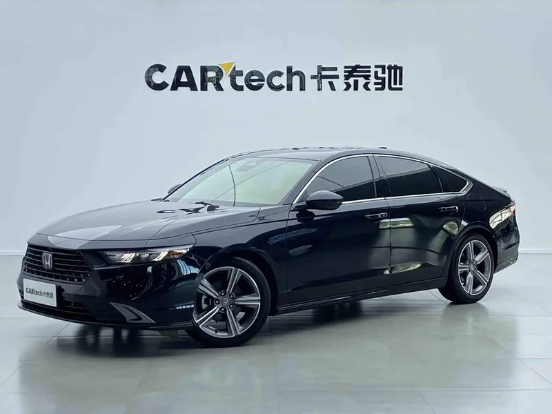 Honda Accord — фото 1