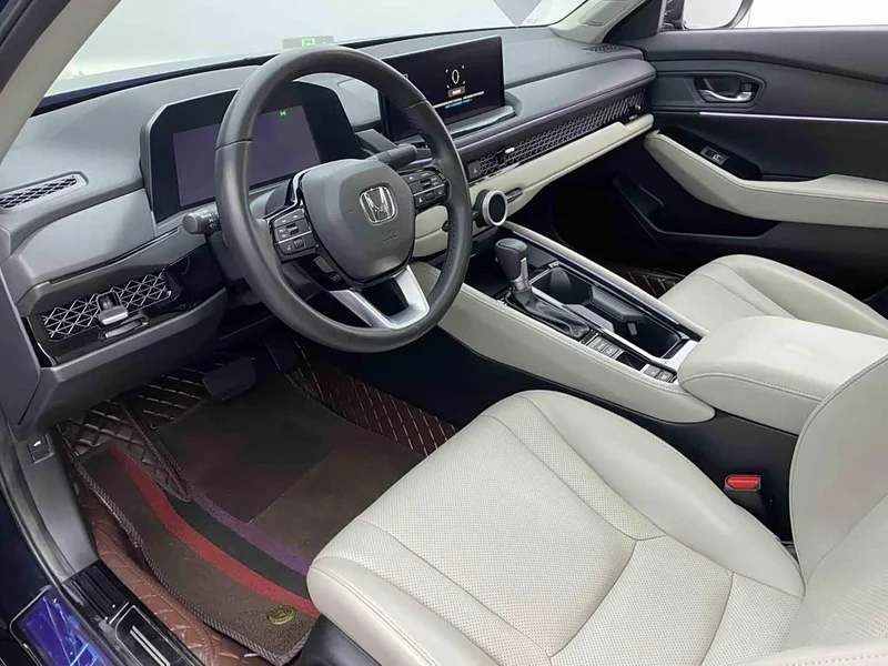 Honda Accord — фото 19
