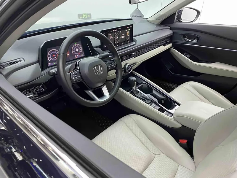 Honda Accord — фото 30