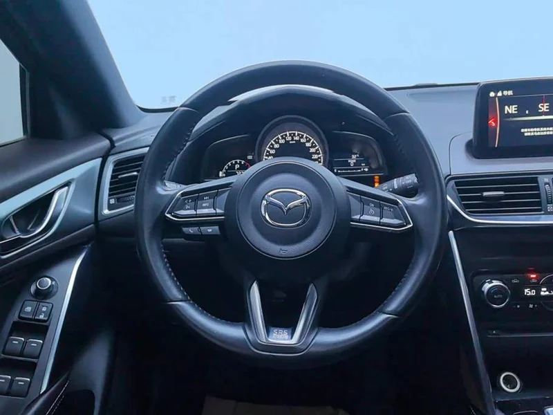 Mazda CX-4 — фото 15