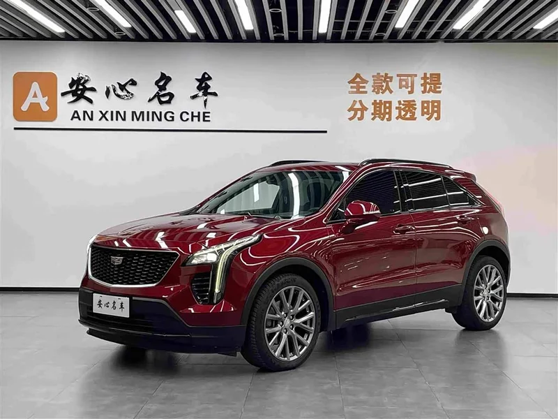 Cadillac XT4 — фото 1