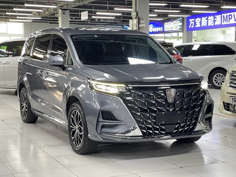 Roewe iMAX8 New Energy — фото 3