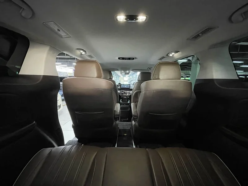 Roewe iMAX8 New Energy — фото 10