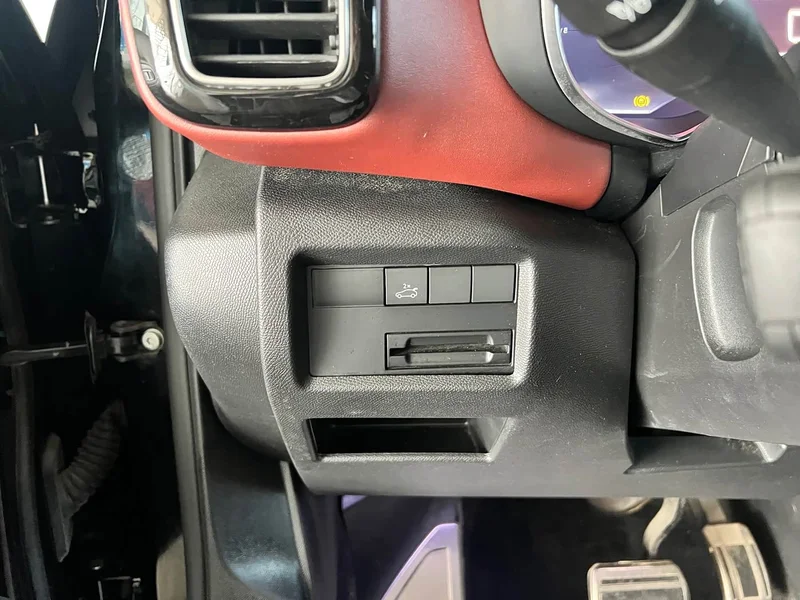 Peugeot C5 Aircross — фото 18
