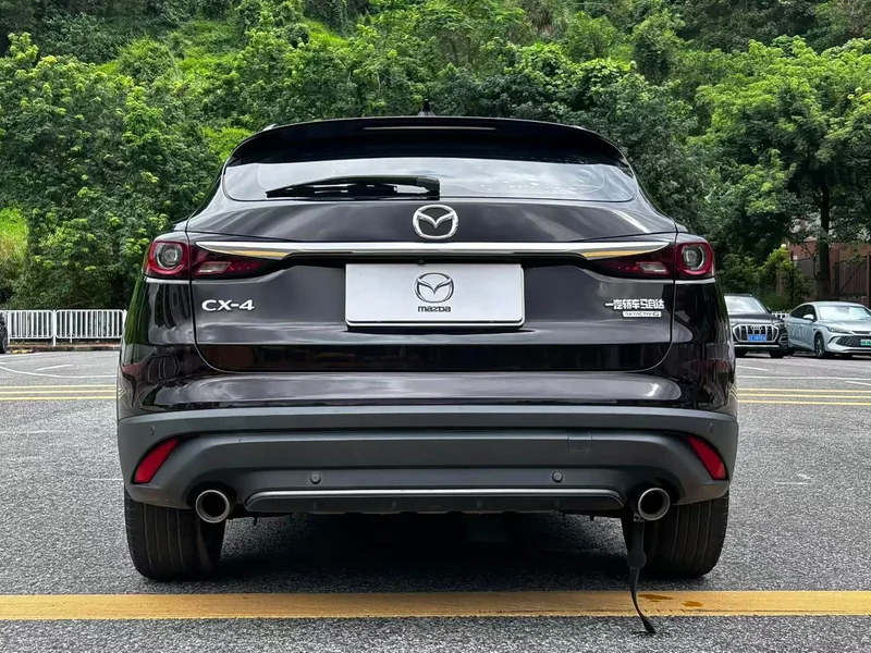 Mazda CX-4 — фото 8
