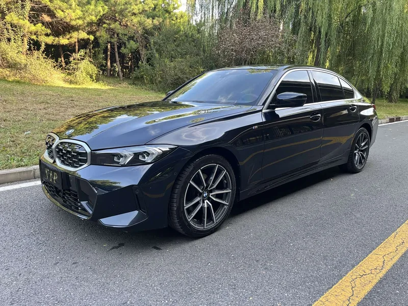 BMW 3-Series — фото 1