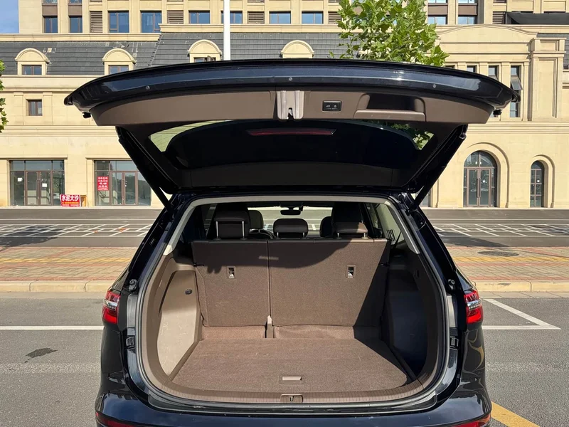 Volkswagen Viloran — фото 13