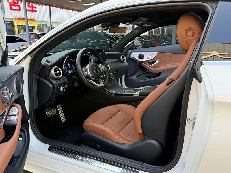 Mercedes-Benz C-Class (Imported) — фото 4