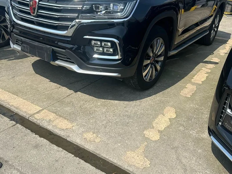 Roewe RX8 — фото 11