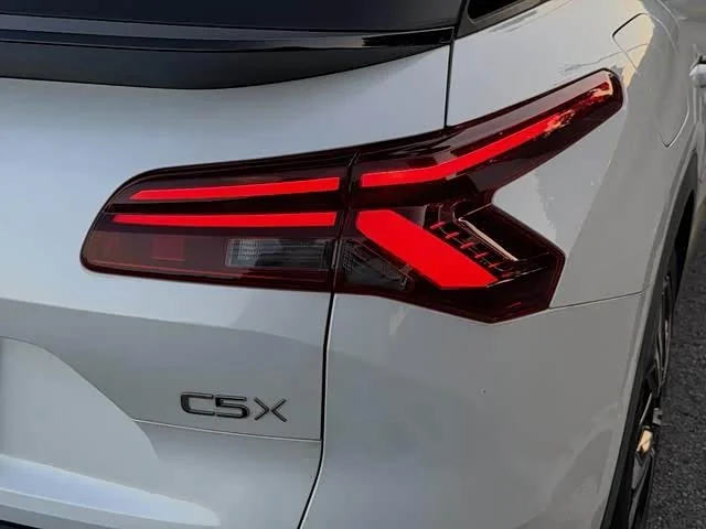 Citroën C5 X — фото 12