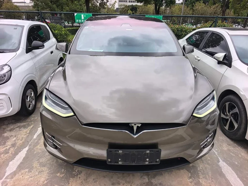 Tesla Model X — фото 2