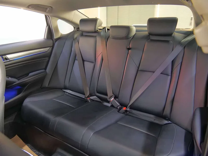 Honda Accord — фото 15