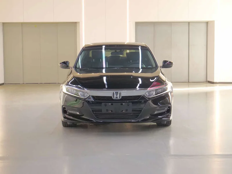 Honda Accord — фото 2