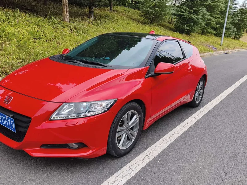 Honda CR-Z — фото 1