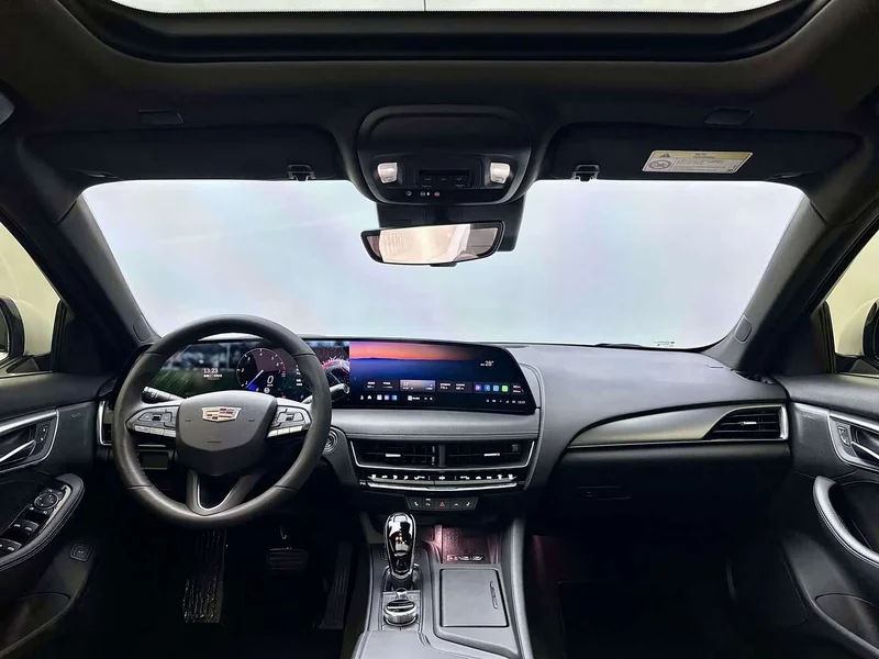 Cadillac CT5 — фото 6