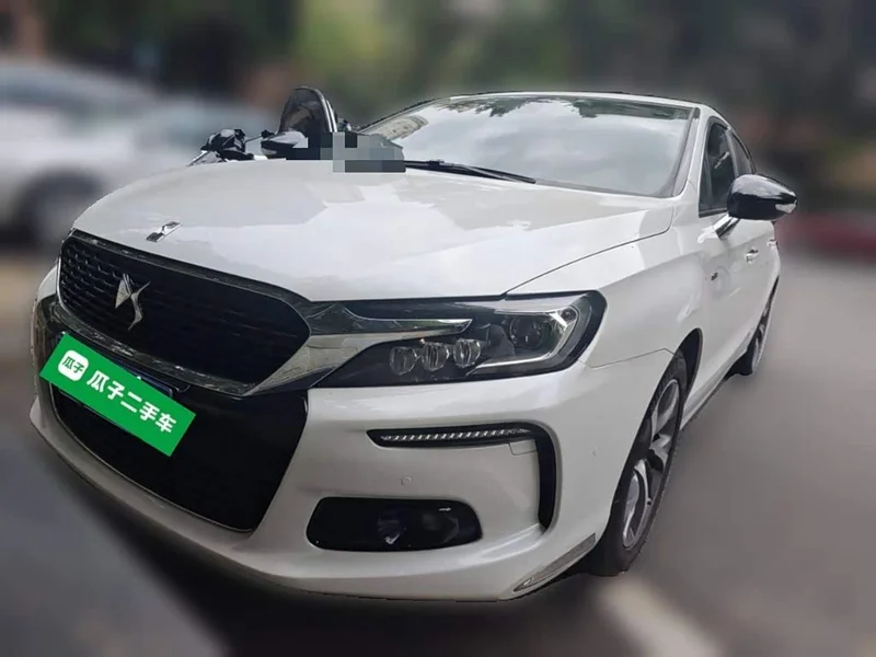 DS 4S
