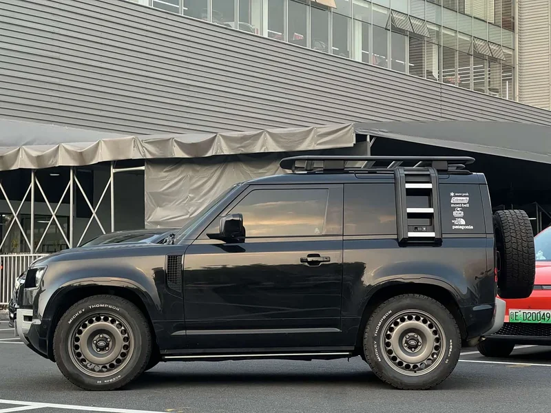 Land Rover Defender — фото 21