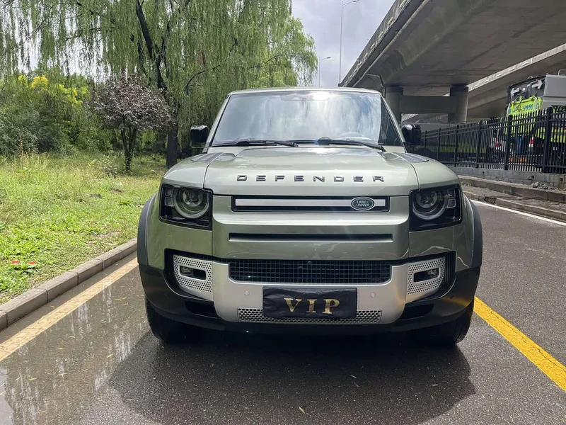 Land Rover Defender — фото 2