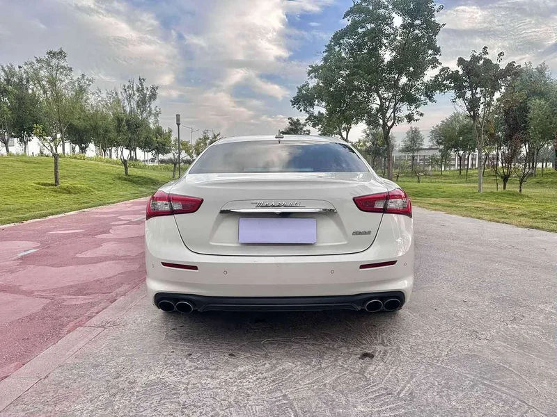 Maserati Ghibli — фото 8
