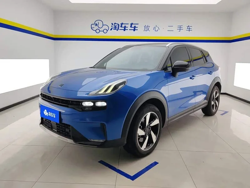 Lynk & Co 06