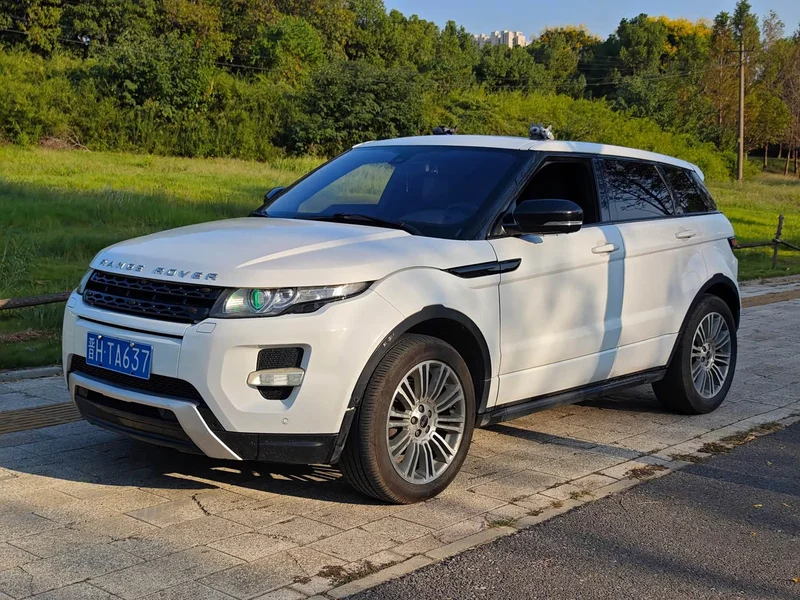 Land Rover Range Rover — фото 1