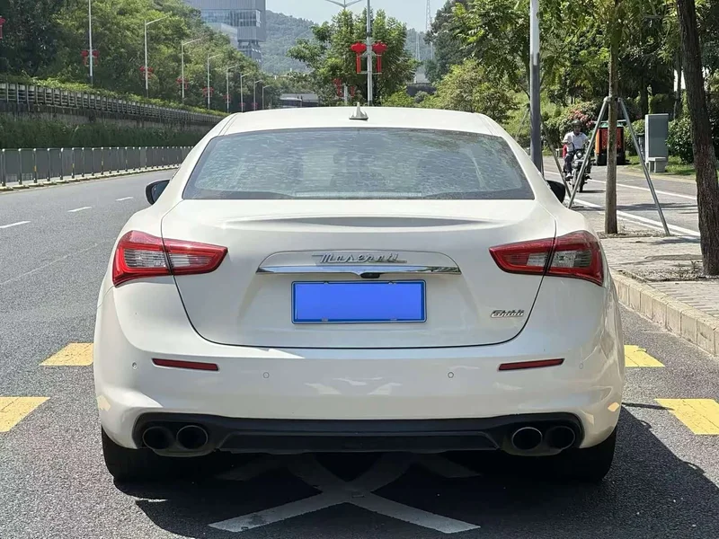 Maserati Ghibli — фото 9