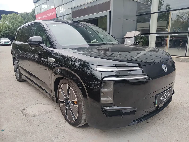 Denza N8L — фото 3