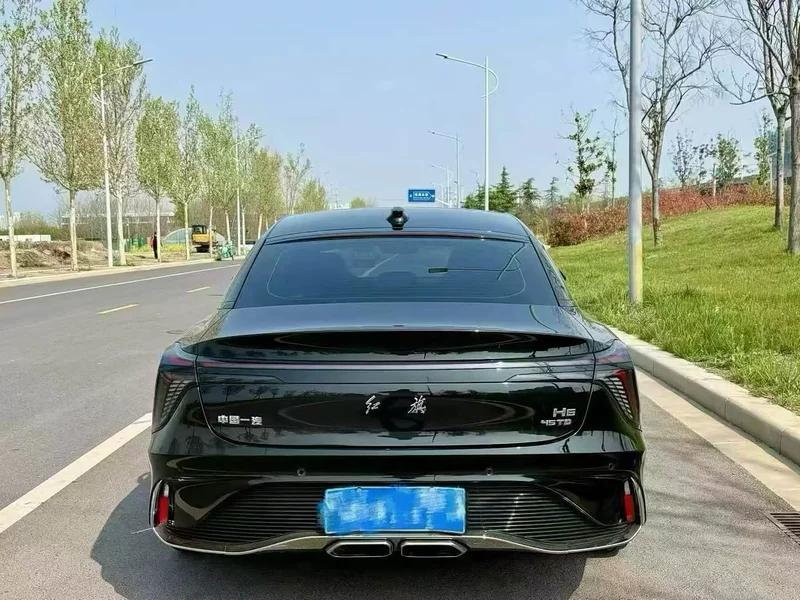 Hongqi H6 — фото 8