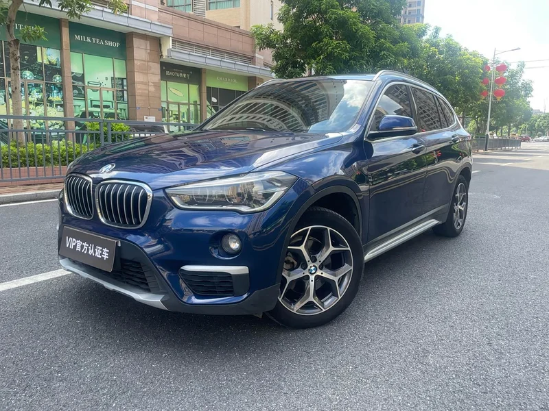 BMW X1 — фото 1