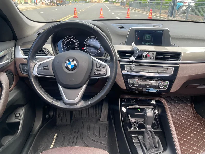 BMW X1 — фото 17