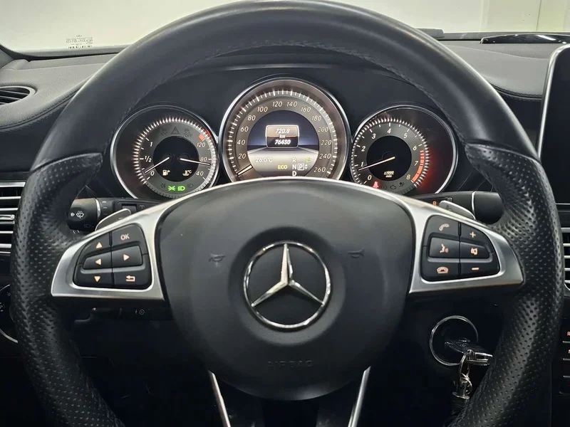 Mercedes-Benz CLS — фото 11