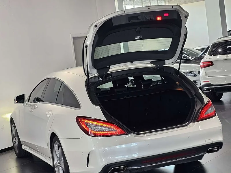Mercedes-Benz CLS — фото 5