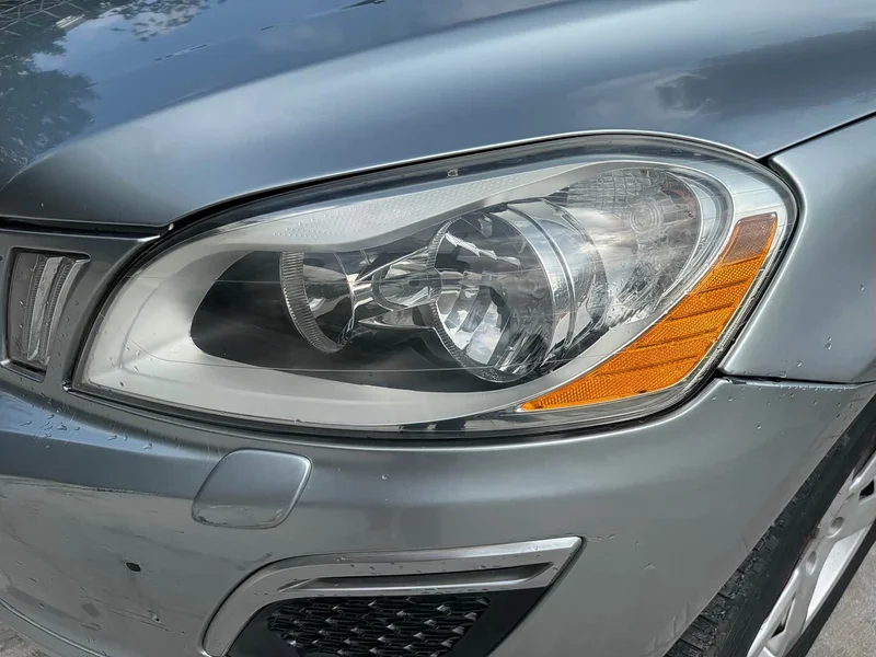 Volvo XC60 (Imported) — фото 13