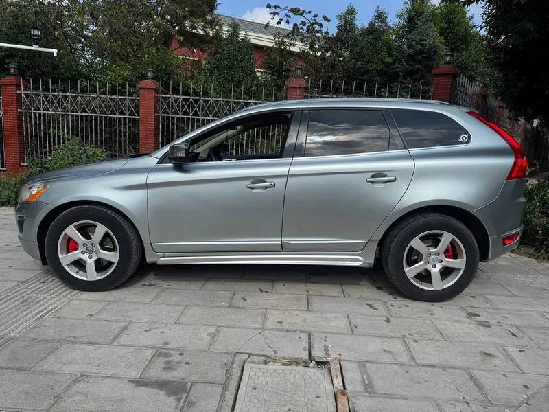 Volvo XC60 (Imported) — фото 3