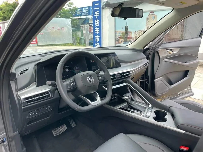 Changan CS35PLUS — фото 10