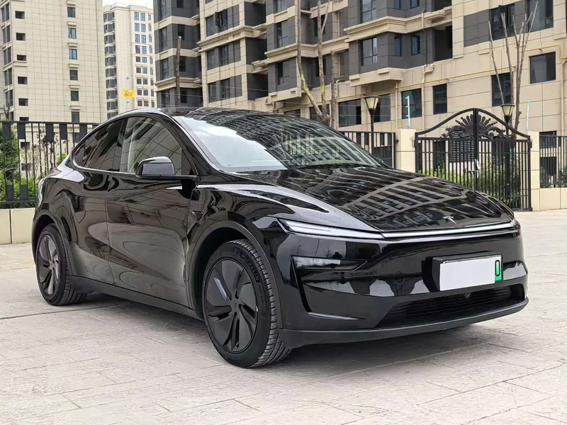 Tesla Model Y — фото 3