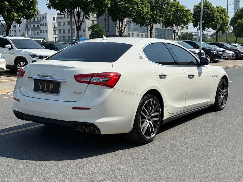 Maserati Ghibli — фото 9