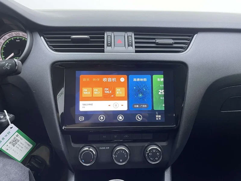 Volkswagen Octavia — фото 28