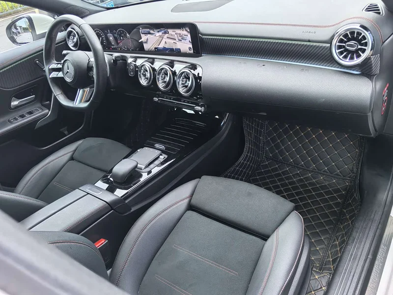 Mercedes-Benz A-Class — фото 18