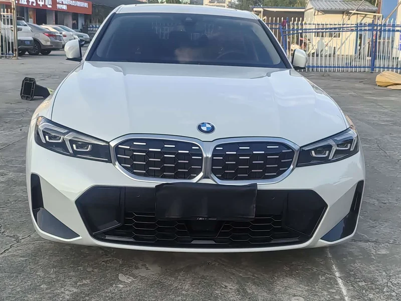 BMW 3-Series — фото 1