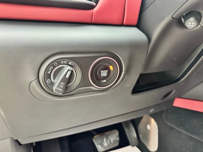 Maserati Levante — фото 15