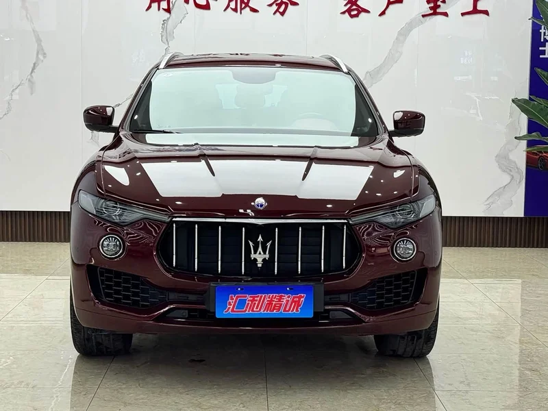 Maserati Levante — фото 2