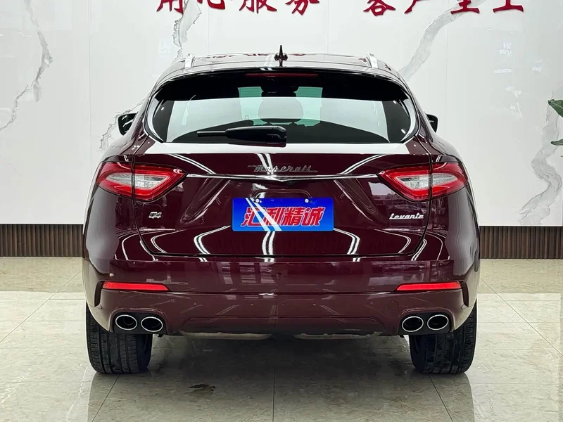 Maserati Levante — фото 5