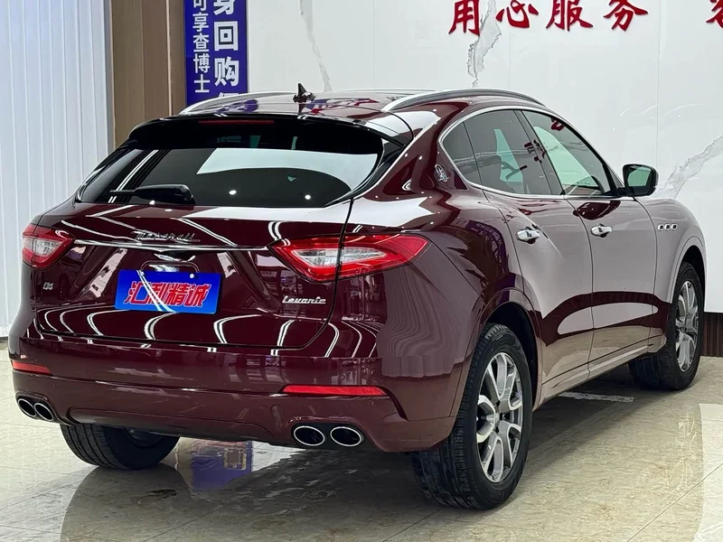 Maserati Levante — фото 6