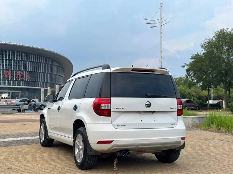 Skoda Yeti — фото 6